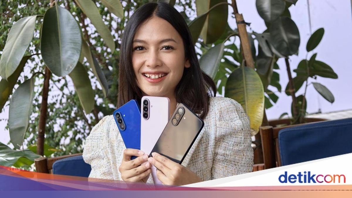 Samsung Galaxy A27 5G resmi rilis di Indonesia. HP ini dijual 18 Juli dan bisa didapatkan mulai dari Rp 200 ribu per bulan, begini penampakannya.